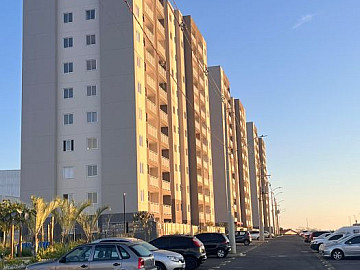 Apartamento em Condom�nio Fechado - Jaguari�na/SP